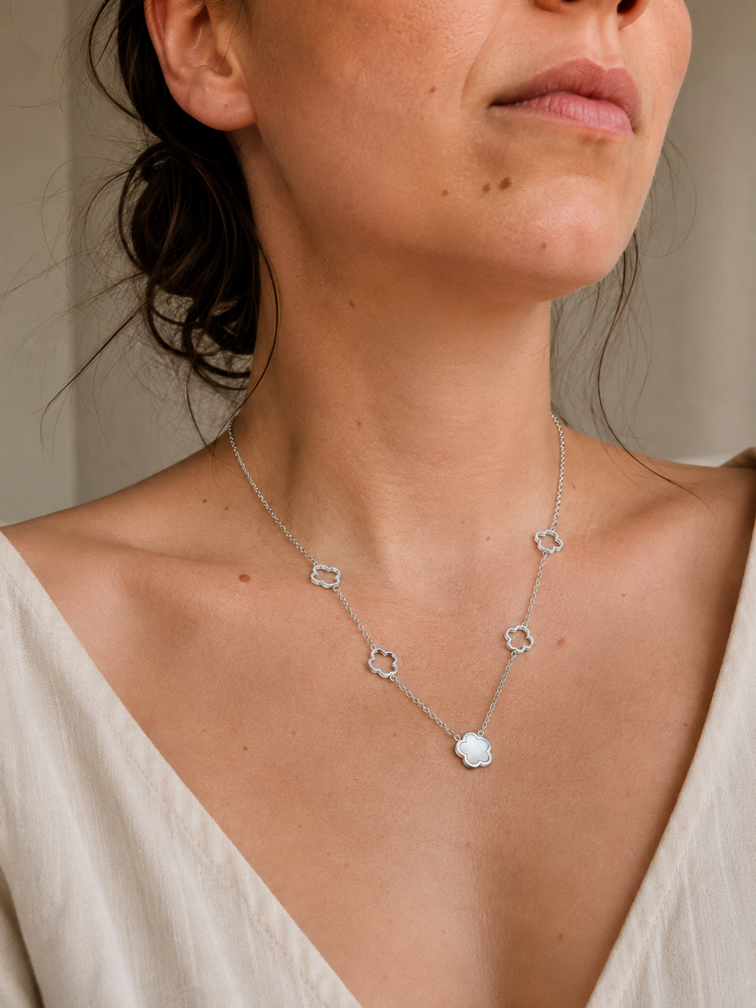 Collana Fiori in Madreperla