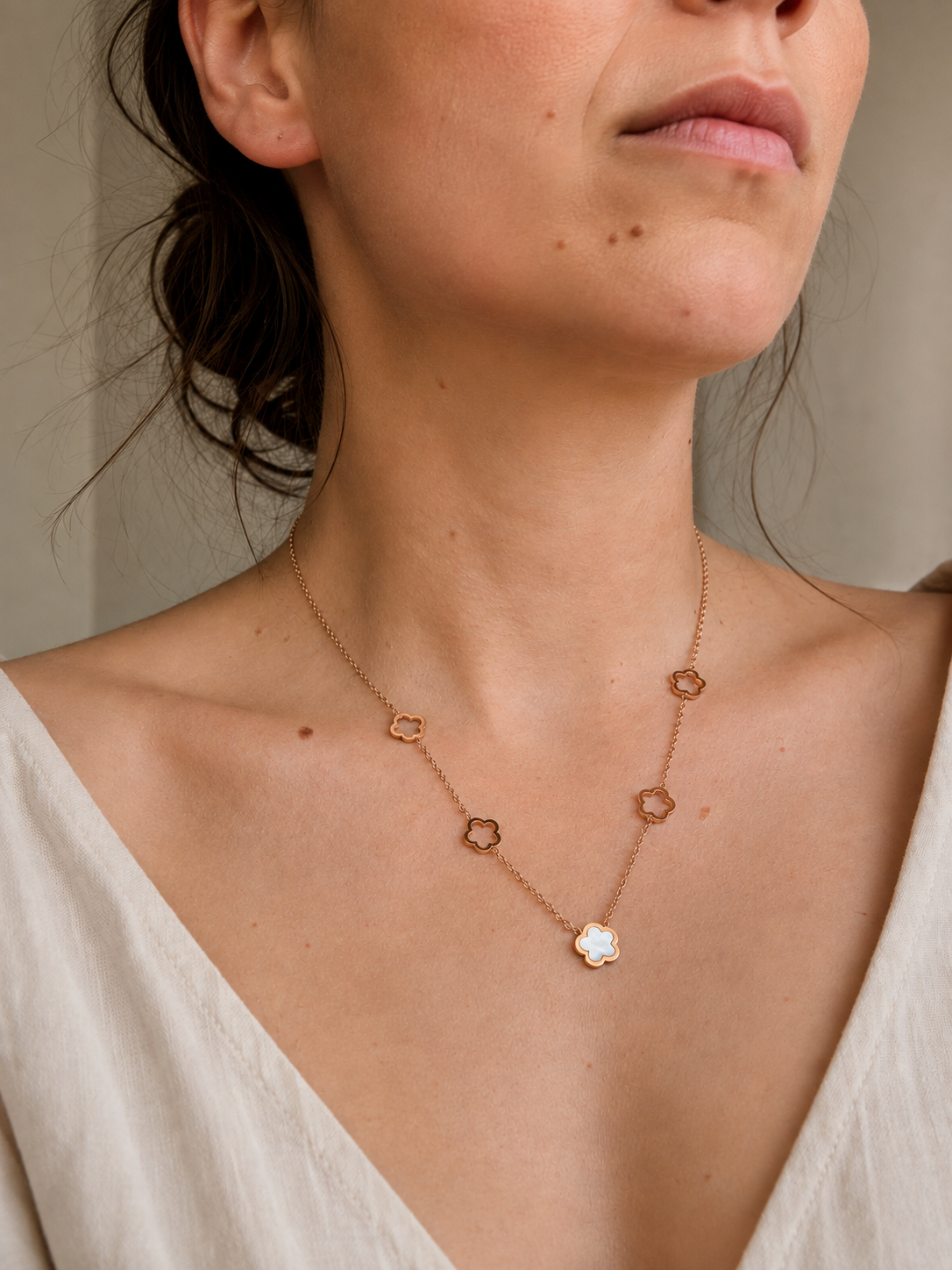 Collana Fiori in Madreperla
