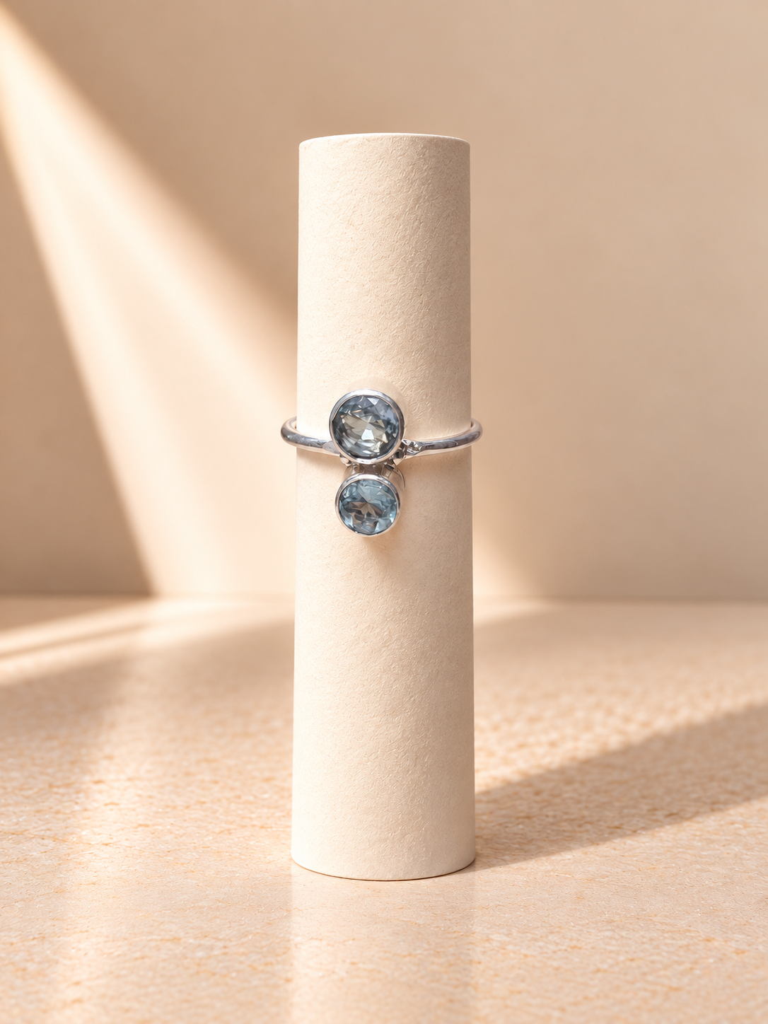 Anello Doppio Topazio Blu