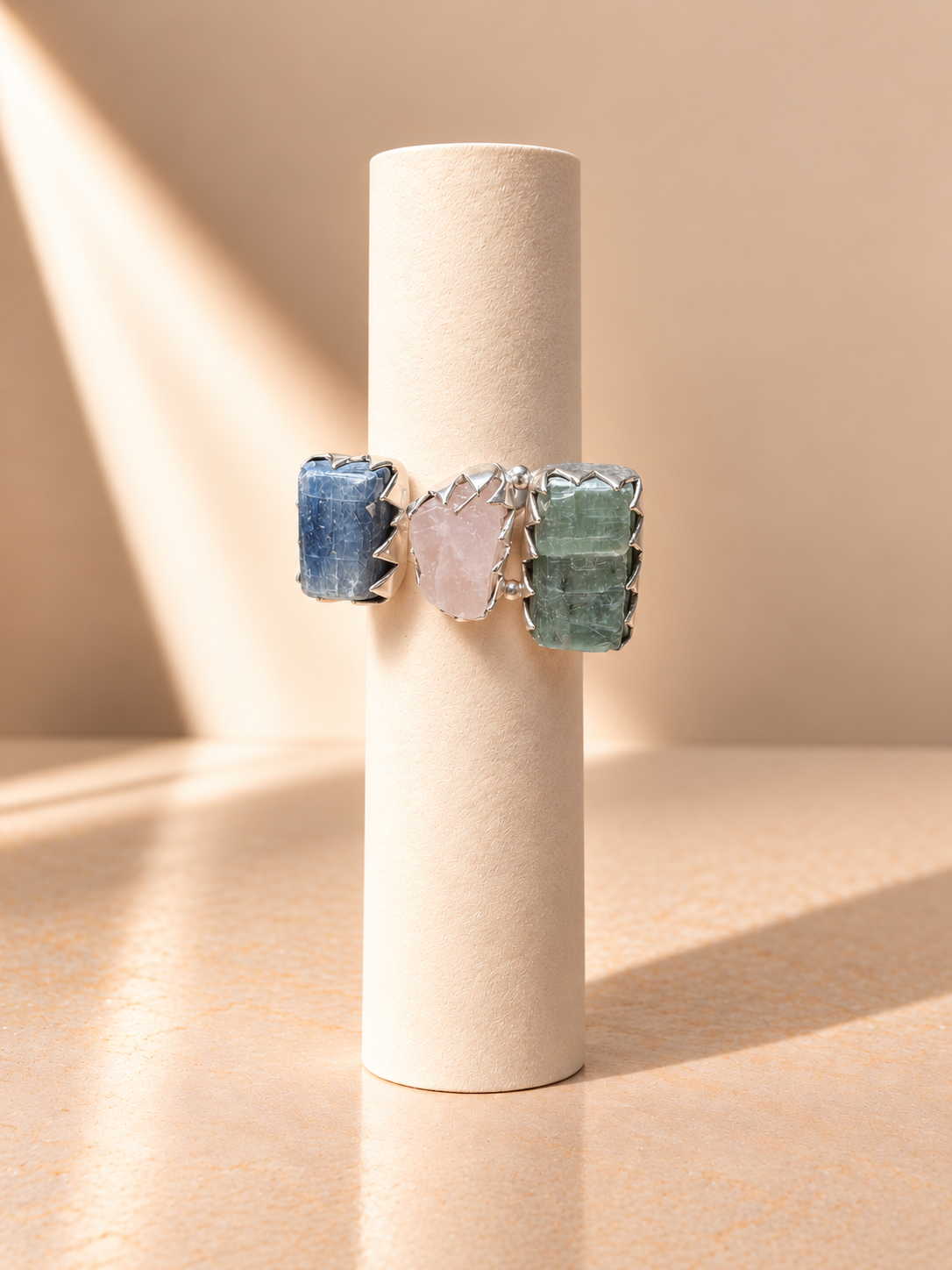 Anello Trio di Pietre