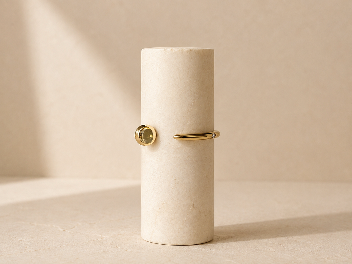 Anello Chiodo con Zirconi