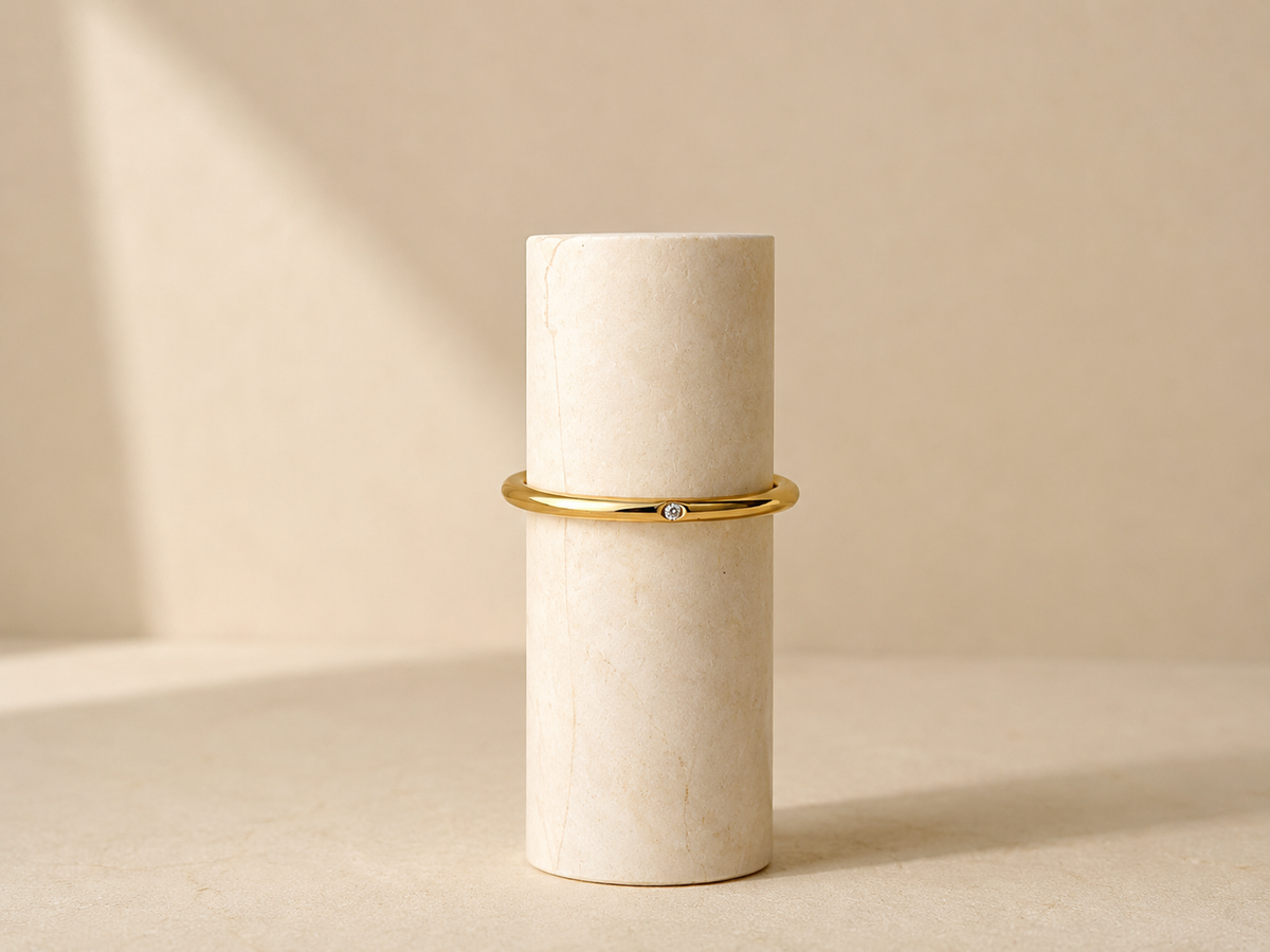 Anello Chiodo con Zirconi