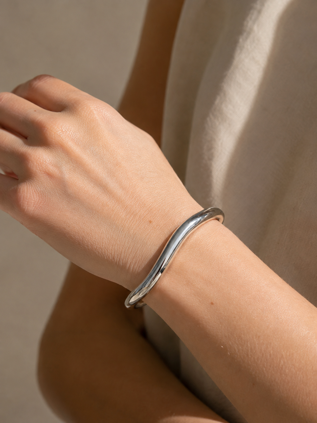 Bracciale Rigido Ondulato