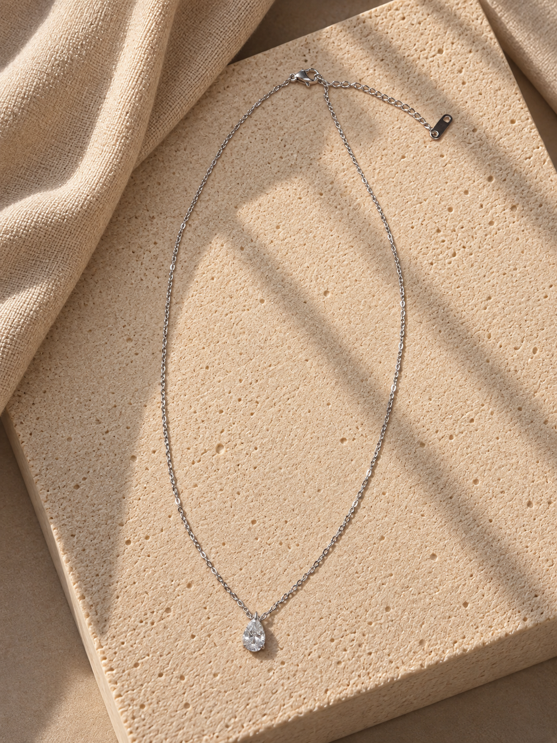 Collana Goccia